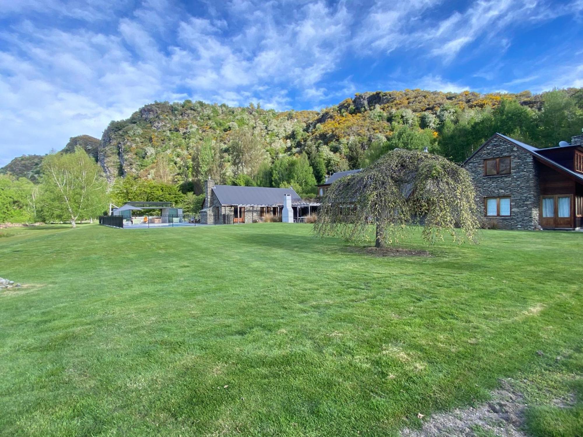 Wharenui Holiday Home By Majordomo แอโรว์ทาวน์ ภายนอก รูปภาพ