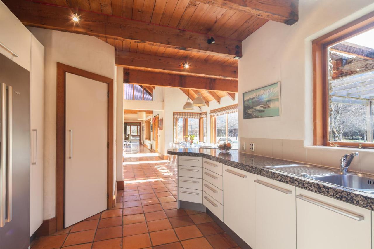 Wharenui Holiday Home By Majordomo แอโรว์ทาวน์ ห้อง รูปภาพ
